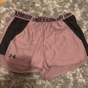 under armour loose shorts
